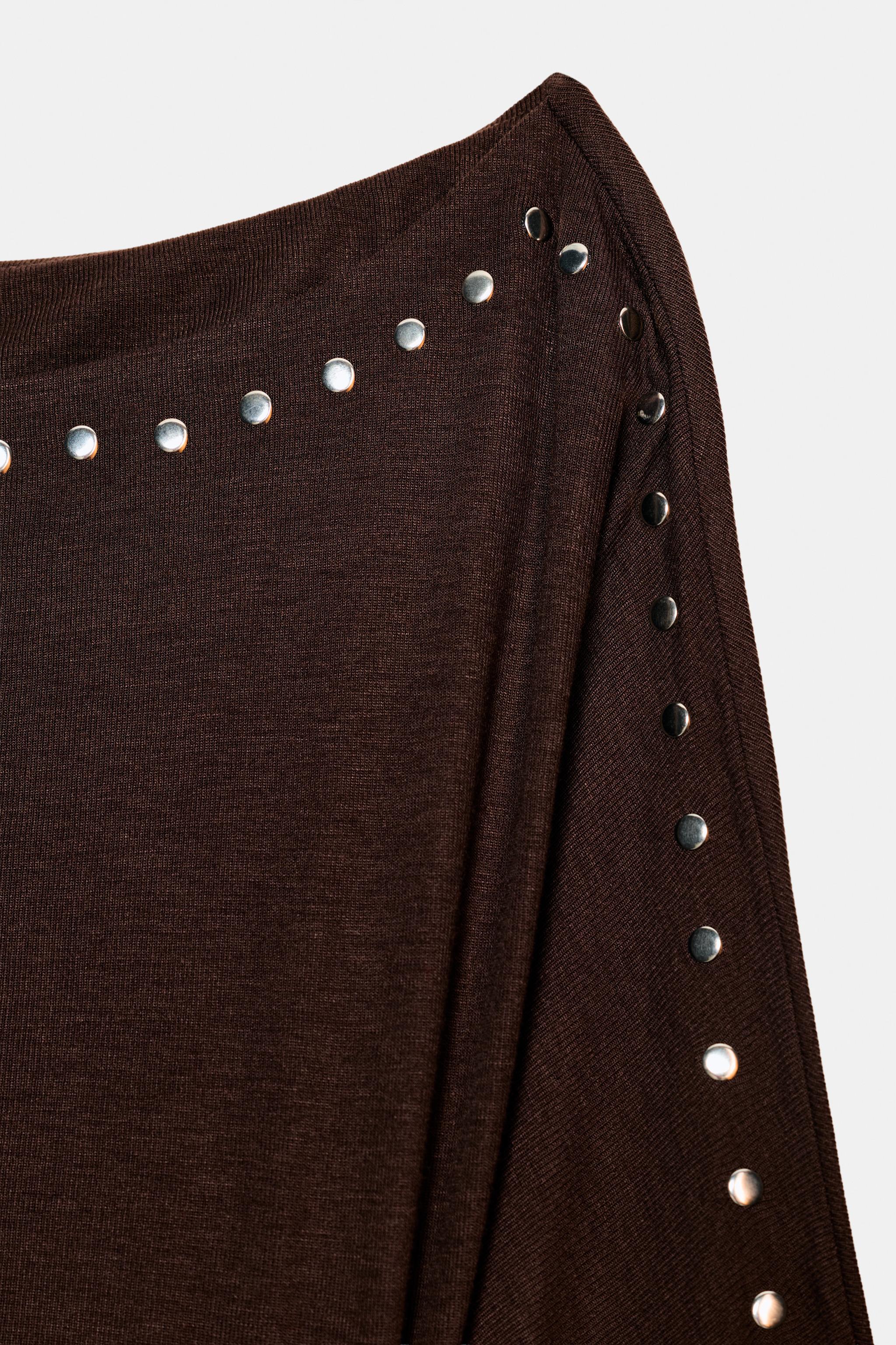 LONG SLEEVE T-SHIRT WITH STUDS